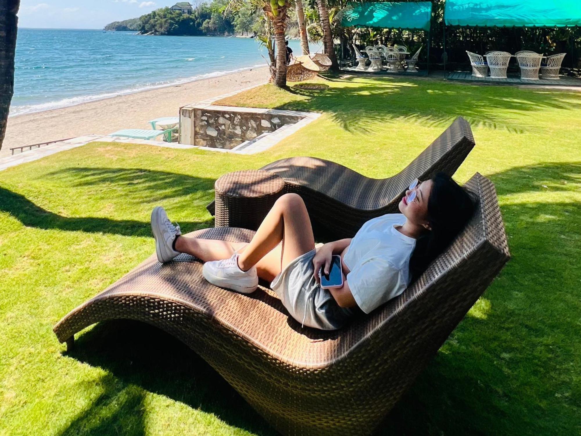 Badladz Beach And Dive Resort Puerto Galera Buitenkant foto