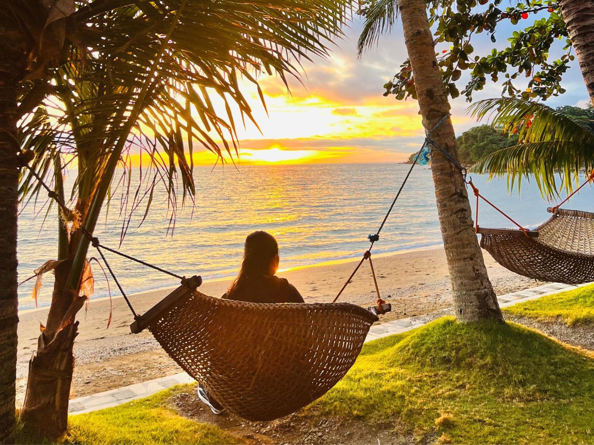 Badladz Beach And Dive Resort Puerto Galera Buitenkant foto