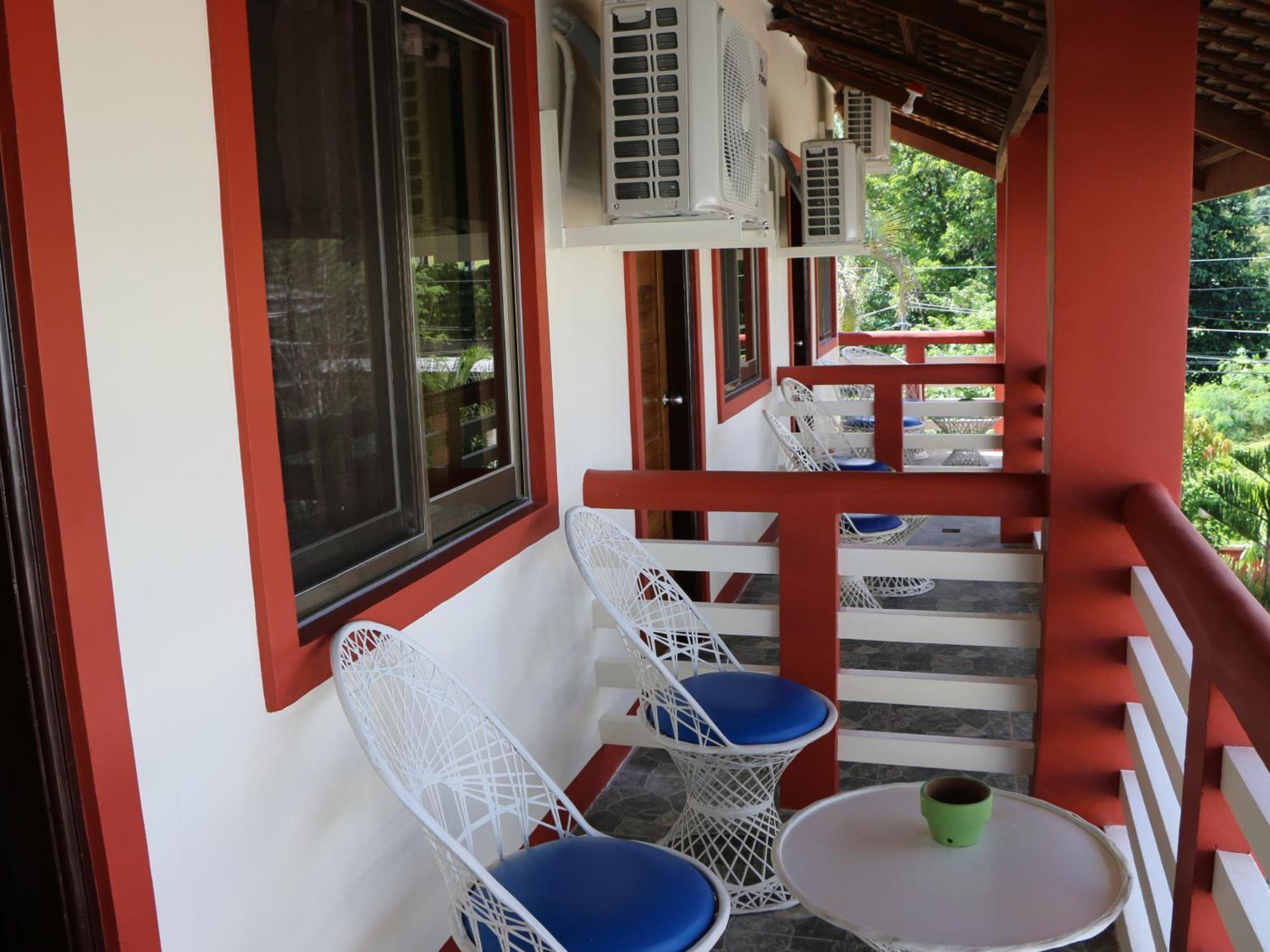 Badladz Beach And Dive Resort Puerto Galera Kamer foto